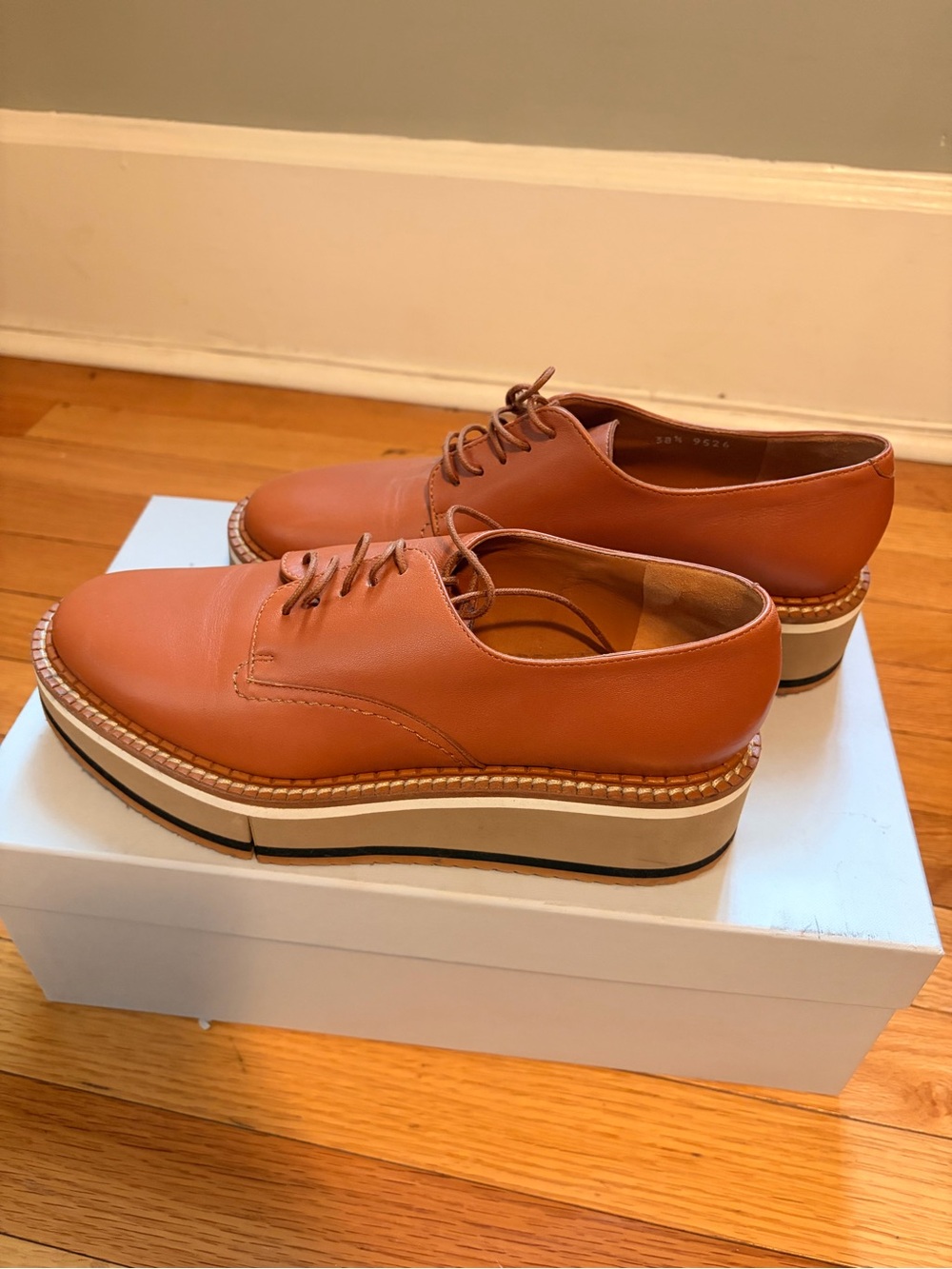 Robert Clergerie Tan Leather Platform Lace-Up Oxfords